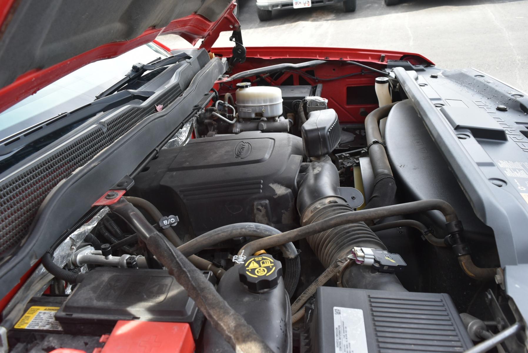 2015 Red /Gray Chevrolet Silverado 2500 HD (1GC1KUEG2FF) with an 6.0L Vortec V8 Varaible Valve Timing SFI engine, 6-Speed Automatic Heavy-Duty, Electronically Controlled transmission, located at 1600 E Hwy 44, Rapid City, SD, 57703, (605) 716-7878, 44.070232, -103.171410 - Photo #22